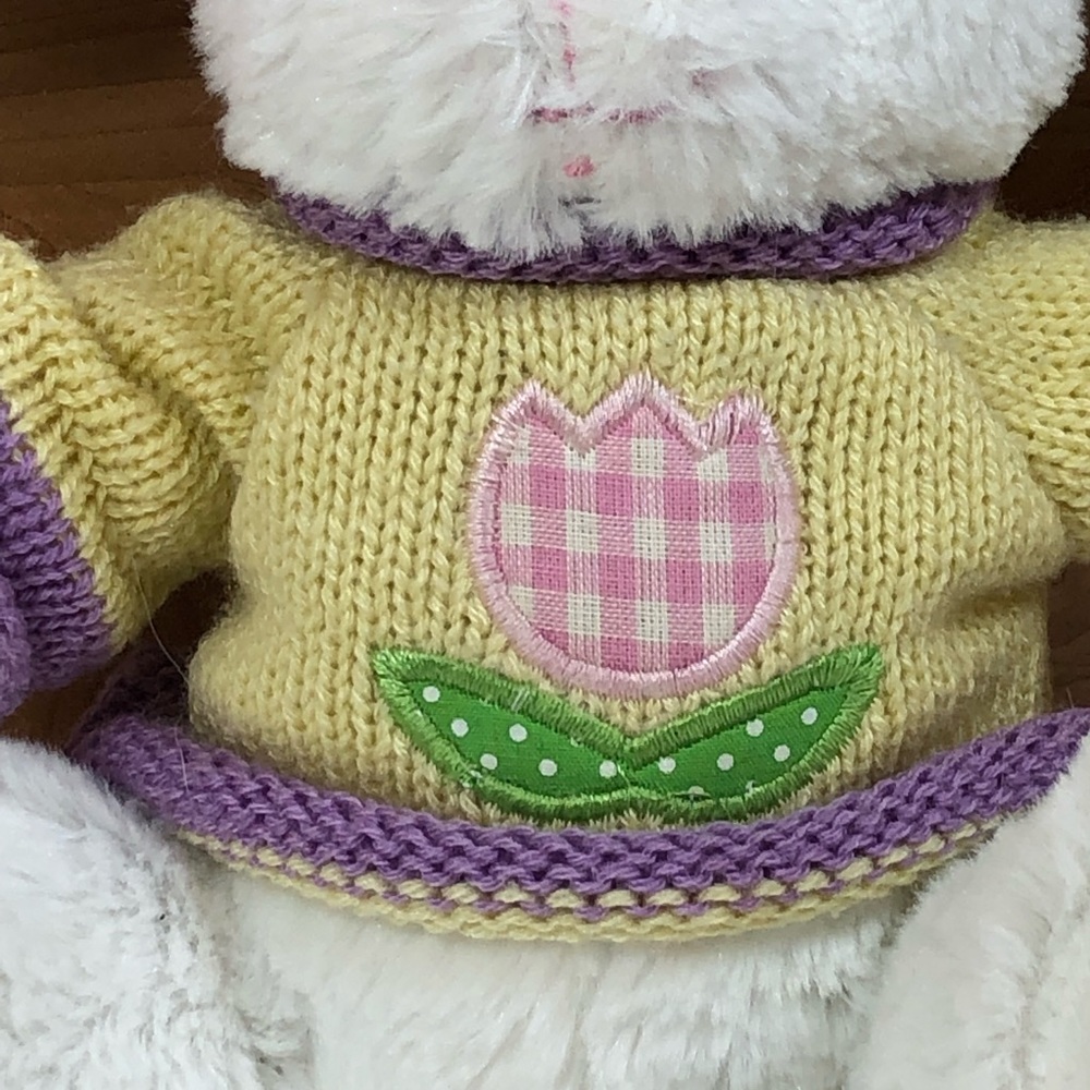 Animal Adventure Rabbit with a Sweater - Picture 2 of 10
